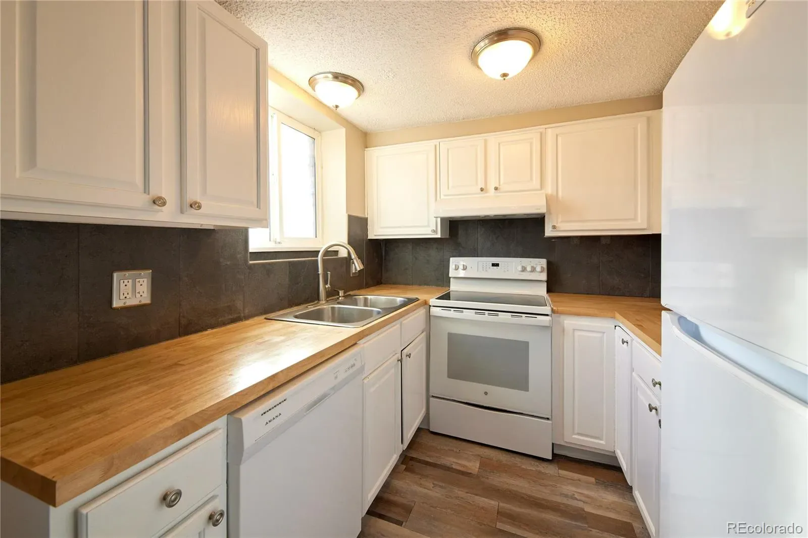 8060 W 9th Avenue #115 Lakewood CO 80214 | MLS #REC6180782 03172026130805 1600 9