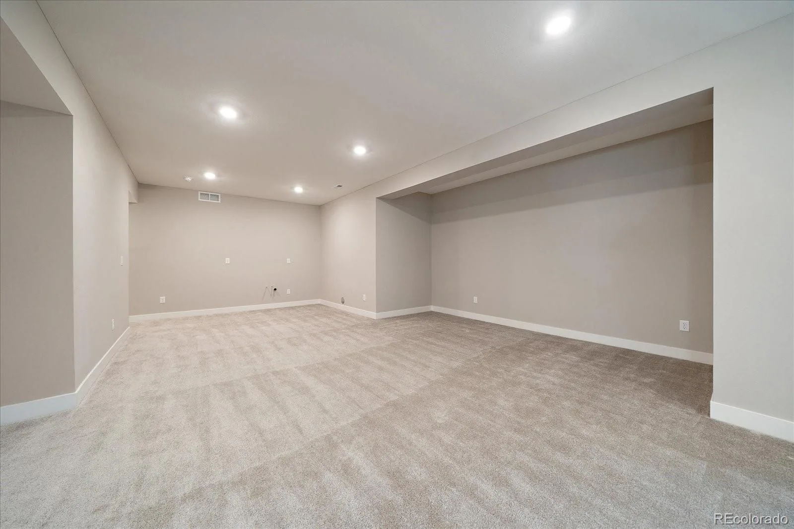 14365 Shasta Daisy Point Parker CO 80134 MLS #REC6182311 08022026190432 1600 37