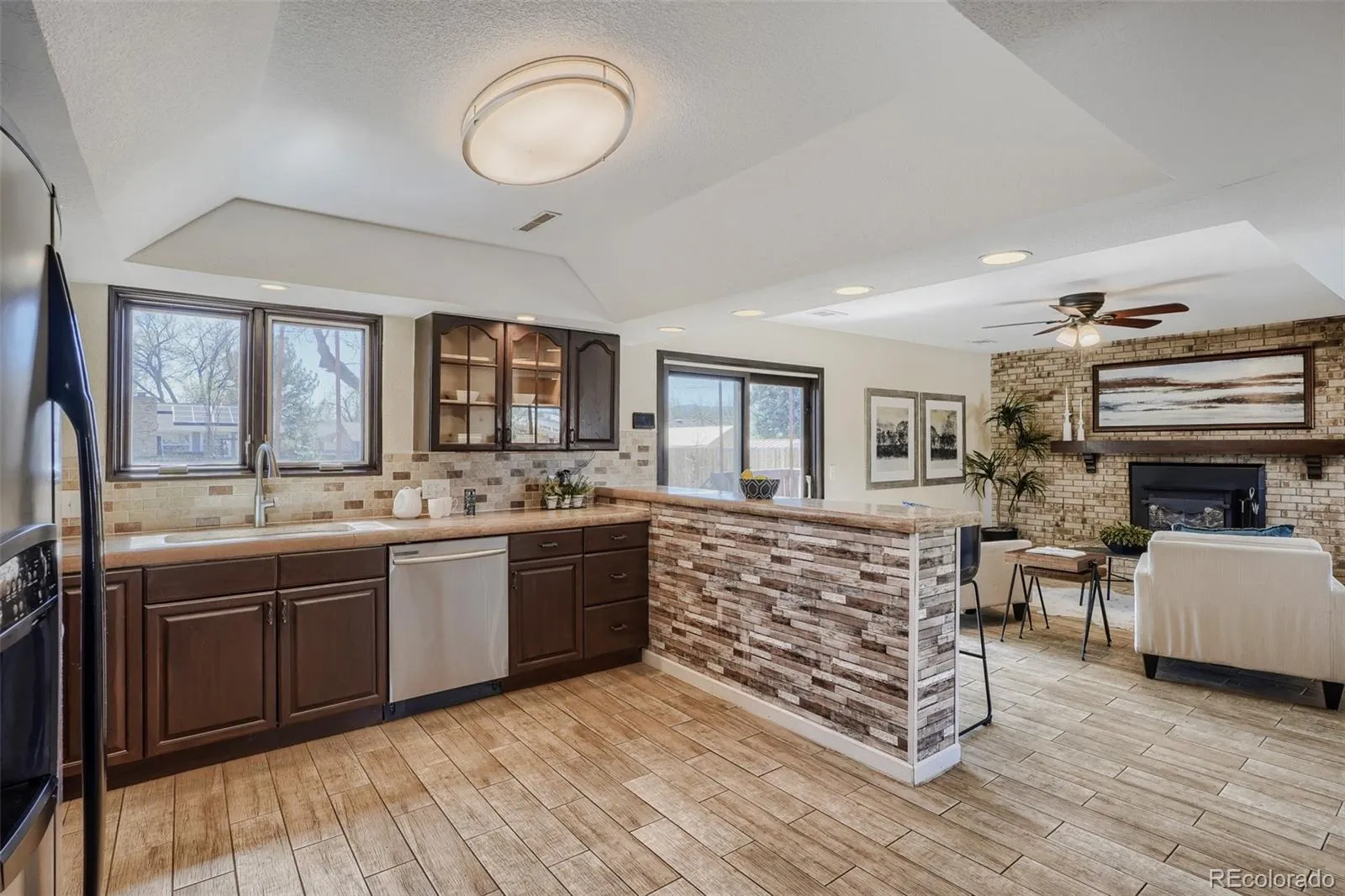 04052026025240 1600 9