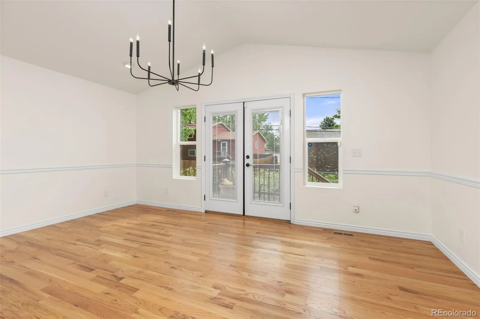 6542 Iris Street Arvada CO 80004 MLS #REC6184798 05302026012159 1600 12