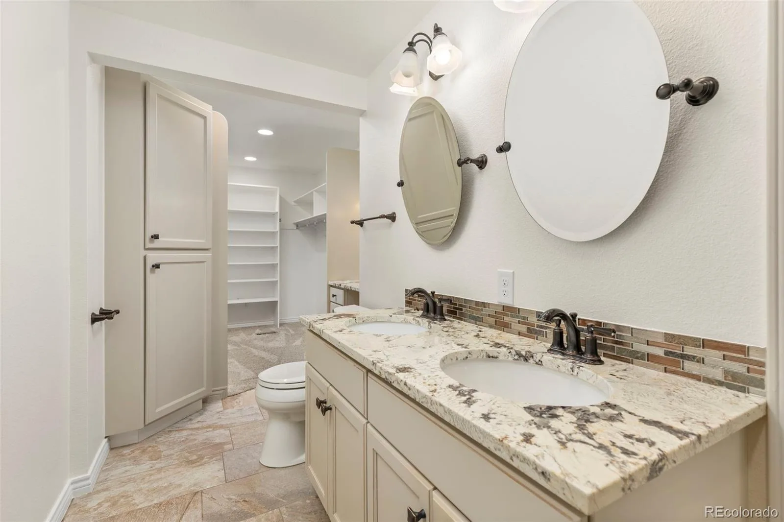 6542 Iris Street Arvada CO 80004 MLS #REC6184798 05302026012159 1600 20