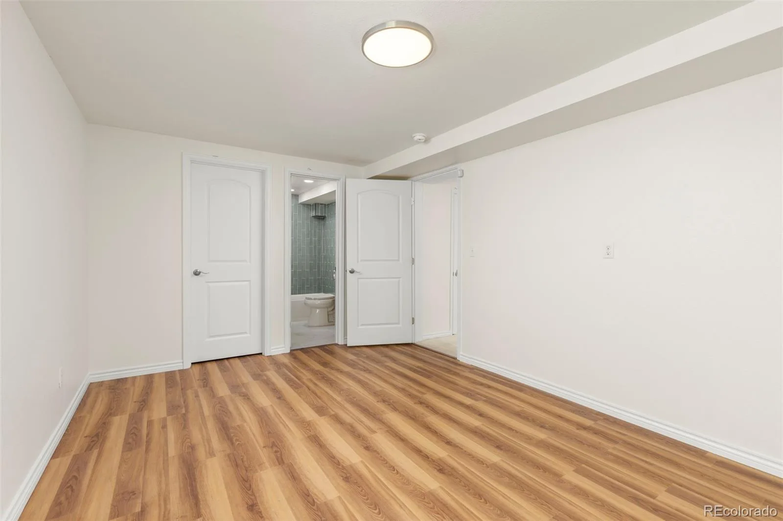 6542 Iris Street Arvada CO 80004 MLS #REC6184798 05302026012159 1600 26