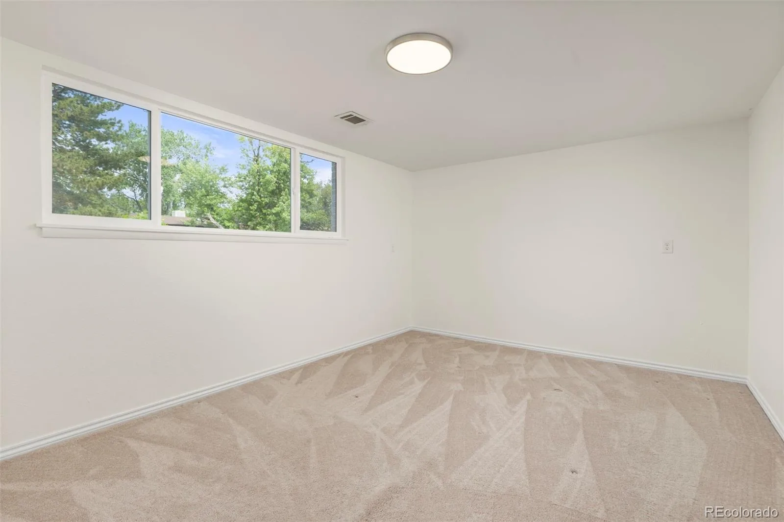 6542 Iris Street Arvada CO 80004 MLS #REC6184798 05302026012159 1600 28