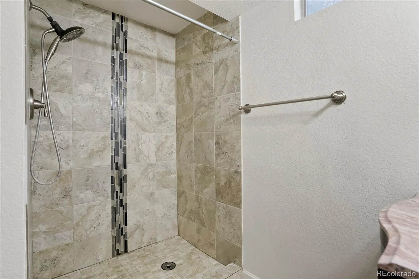 1415 S Fenton Street Denver CO 80232 | MLS #REC6186114 08282026033712 1600 28
