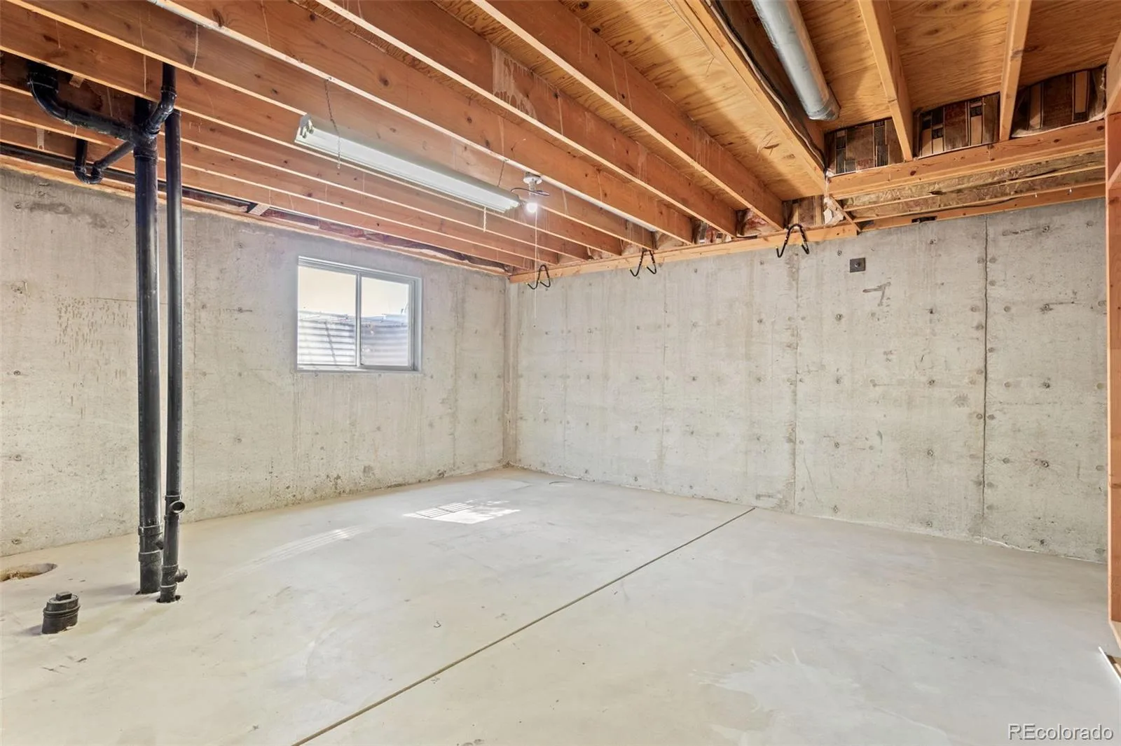 2444 S Cole Way Lakewood CO 80228 | MLS #REC6186940 08142026054227 1600 23