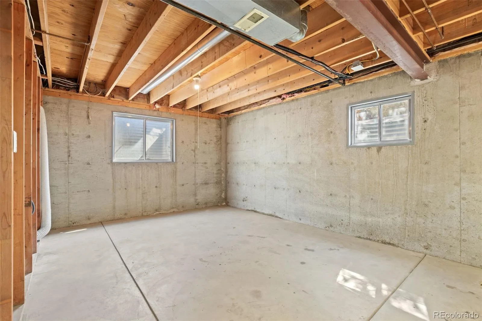 2444 S Cole Way Lakewood CO 80228 | MLS #REC6186940 08142026054227 1600 24