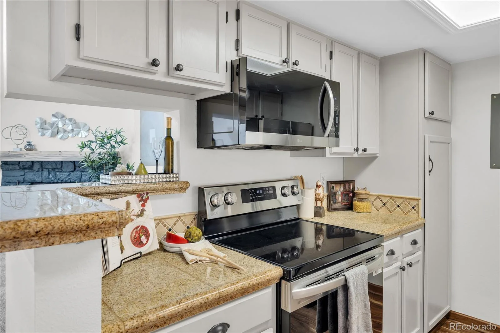 8600 E Alameda Avenue #206 #21 Denver CO 80247 | MLS #REC6187580 09272026182230 1600 10
