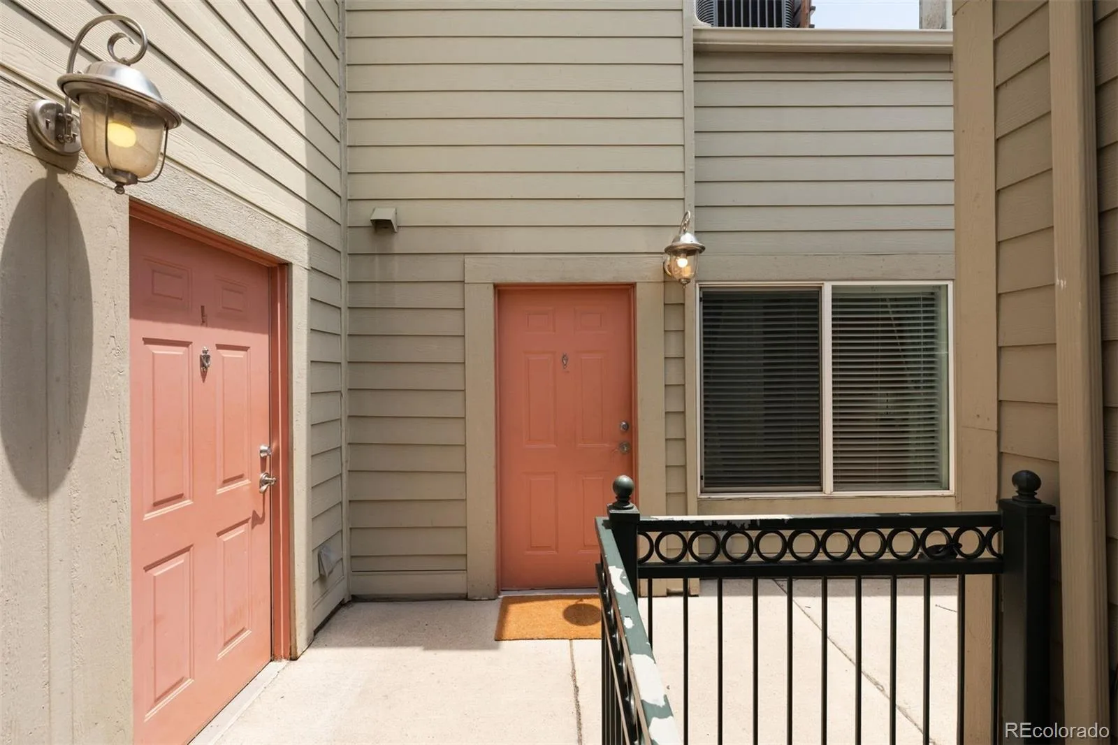 1705 Gaylord Street #307 Denver CO 80206 MLS #REC6189002 06252026000632 1600 26