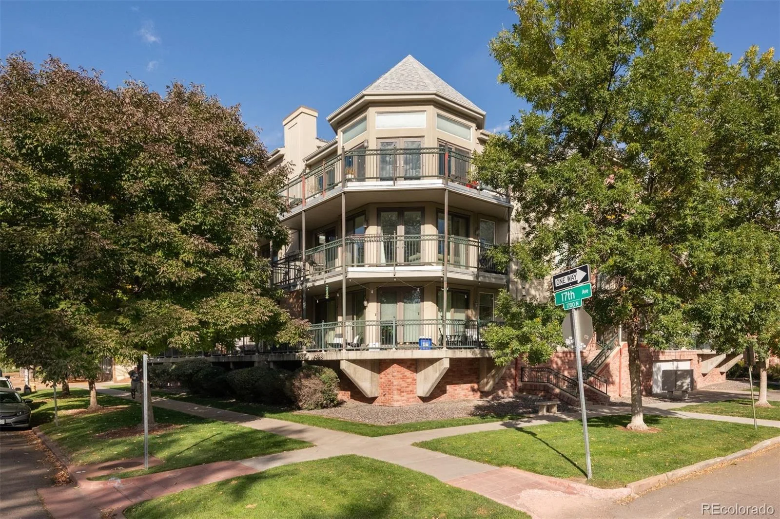 1705 Gaylord Street #307 Denver CO 80206 MLS #REC6189002 06252026000632 1600 27