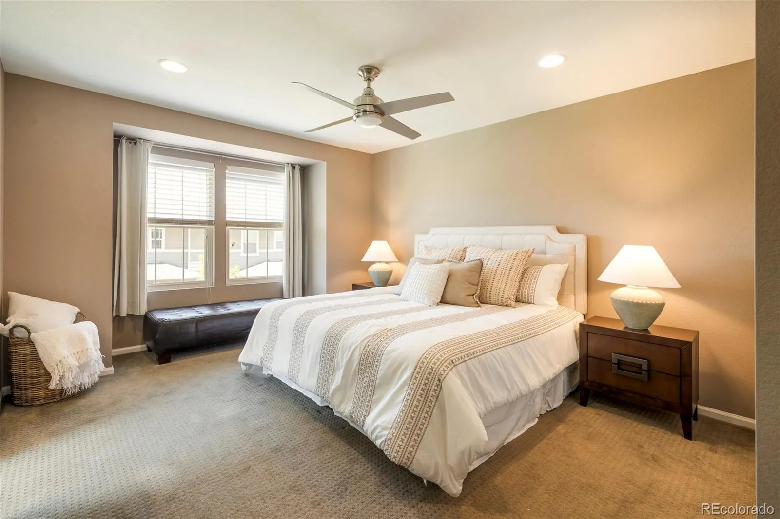 11045 E 28th Place Denver CO 80238 MLS #REC6189393 04242026204012 1600 17