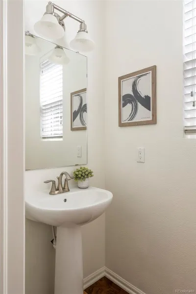 11045 E 28th Place Denver CO 80238 MLS #REC6189393 04242026204012 800 14