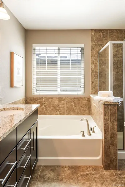 11045 E 28th Place Denver CO 80238 MLS #REC6189393 04242026204012 800 20
