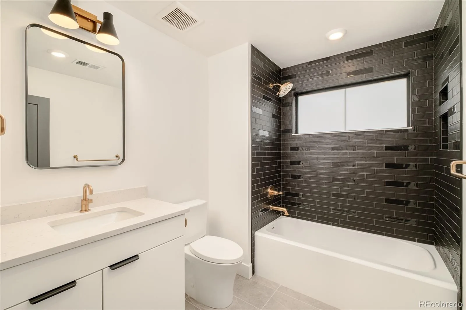 2411 S Lafayette Street Denver CO 80210 | MLS #REC6189457 07312026231801 1600 15