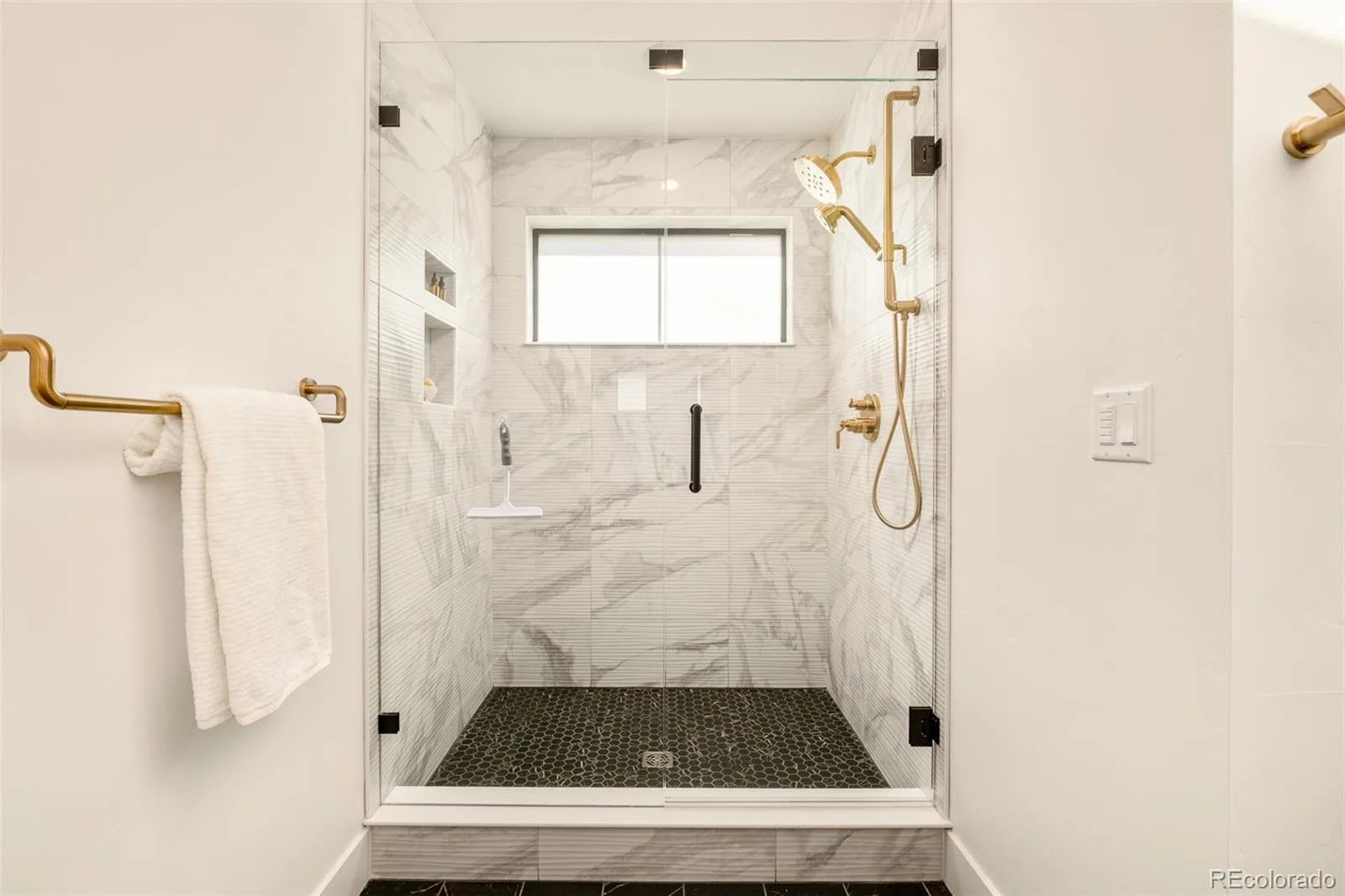 2411 S Lafayette Street Denver CO 80210 | MLS #REC6189457 07312026231801 1600 23