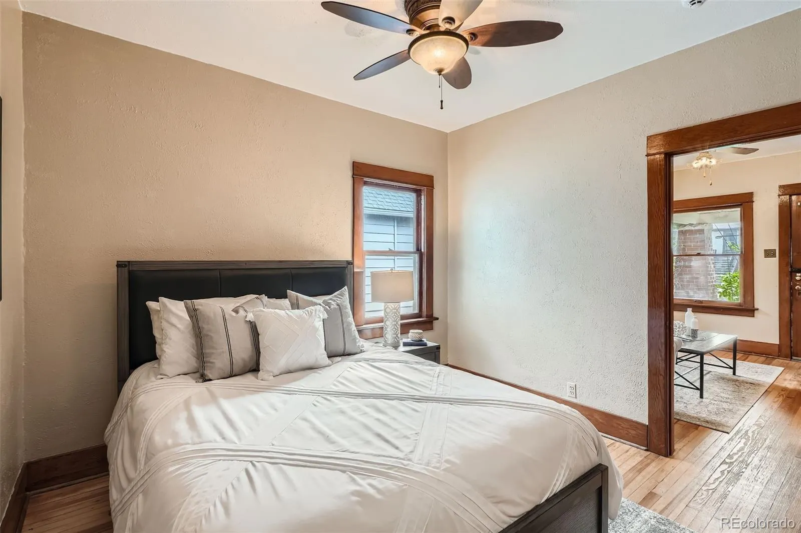 827 S Sherman Street Denver CO 80209 MLS #REC6191455 04292026153824 1600 10