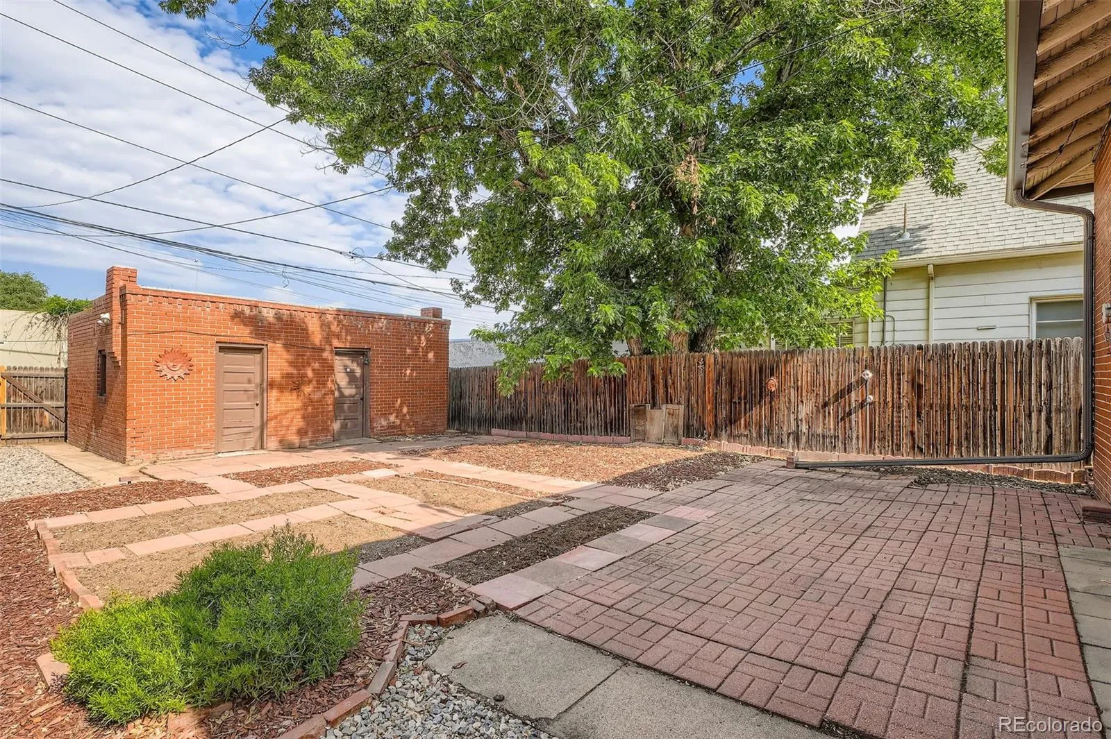 827 S Sherman Street Denver CO 80209 MLS #REC6191455 04292026153824 1600 24