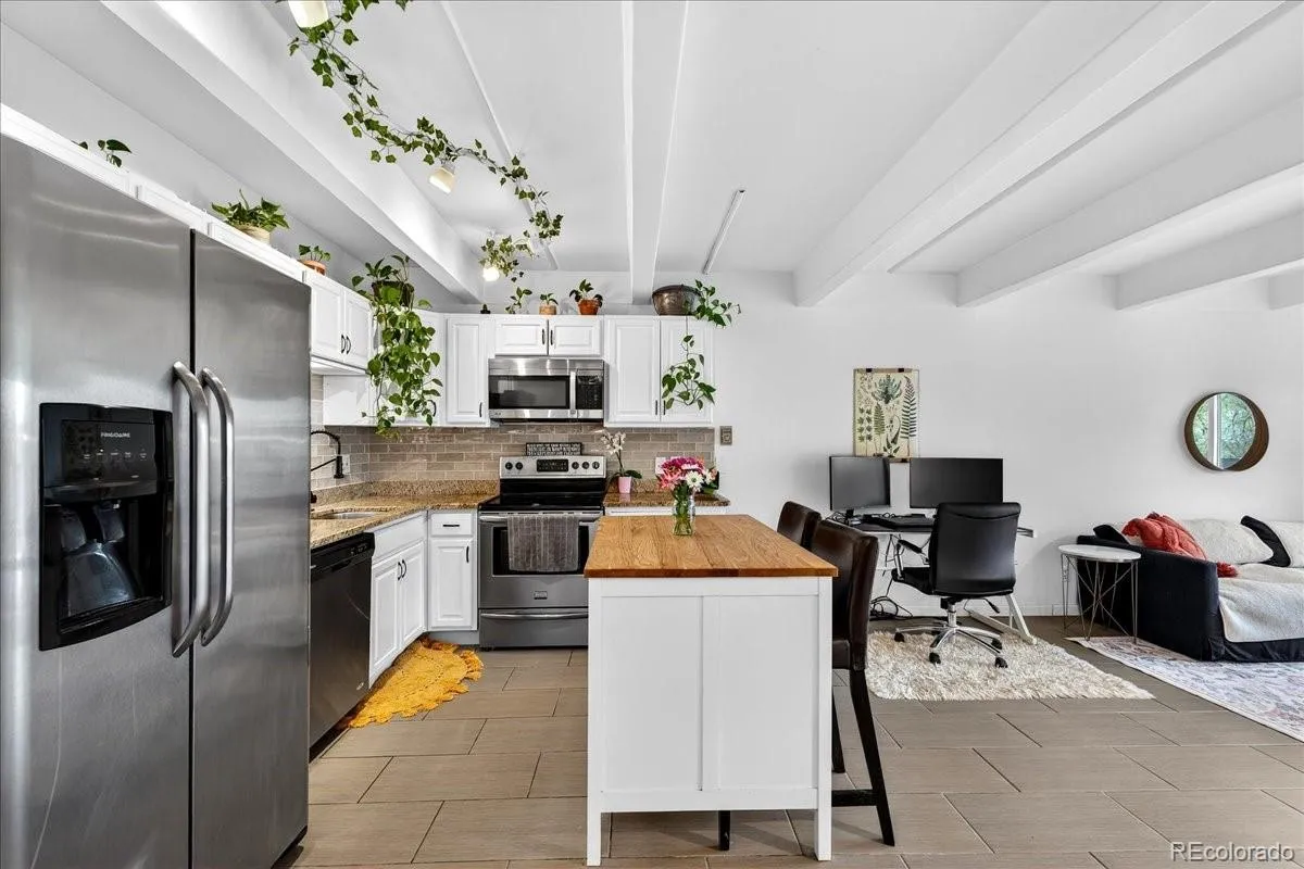 04042026000025 1200 4