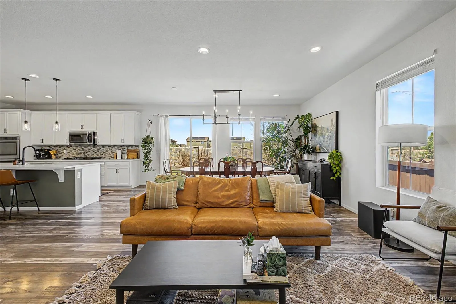 04172026220703 1600 10