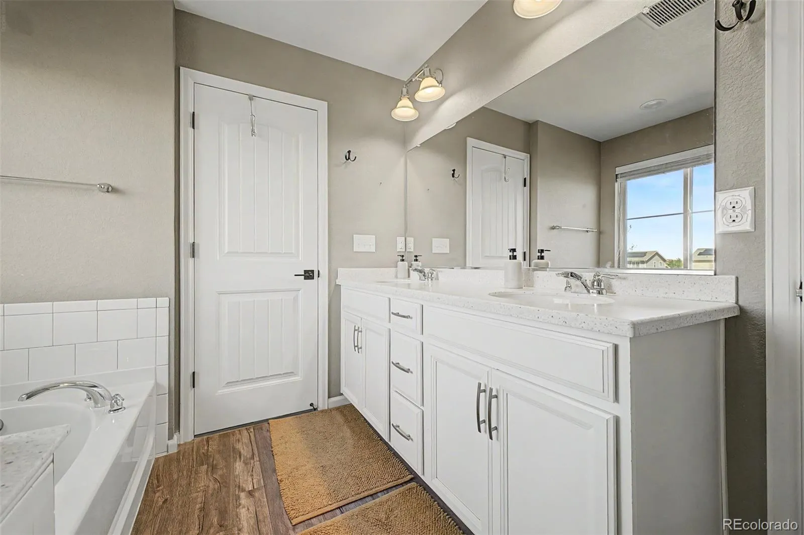 04172026220703 1600 23