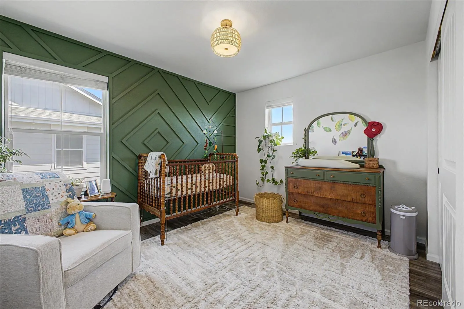 04172026220703 1600 25