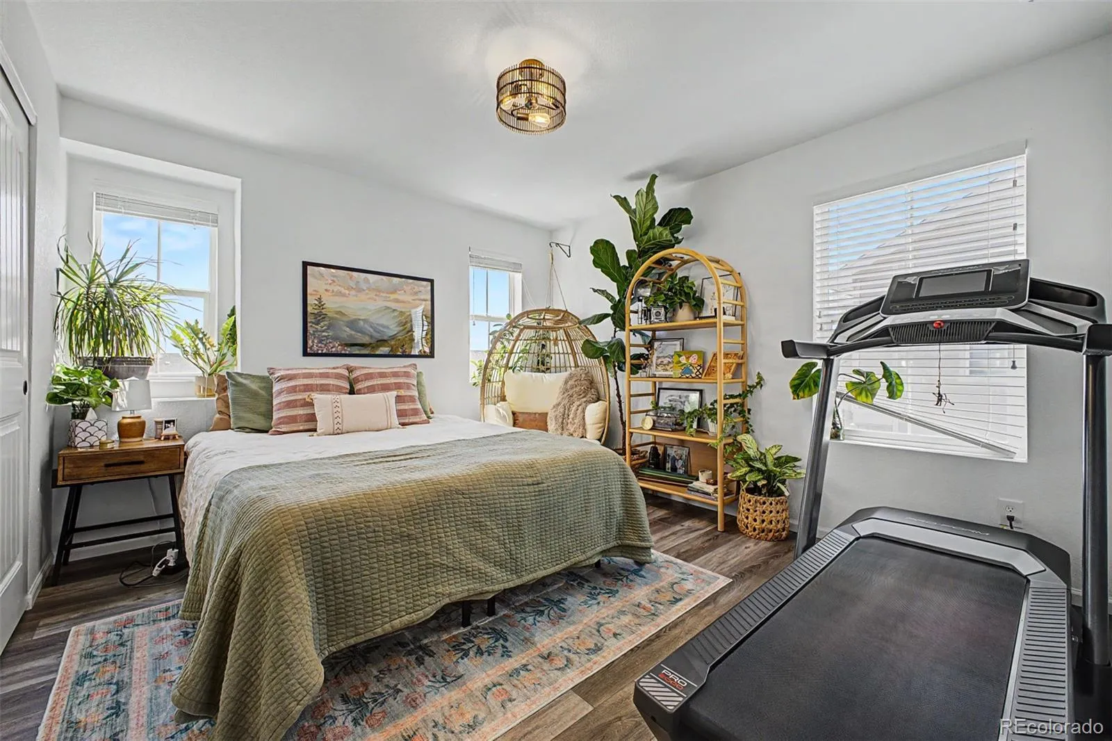 04172026220703 1600 29