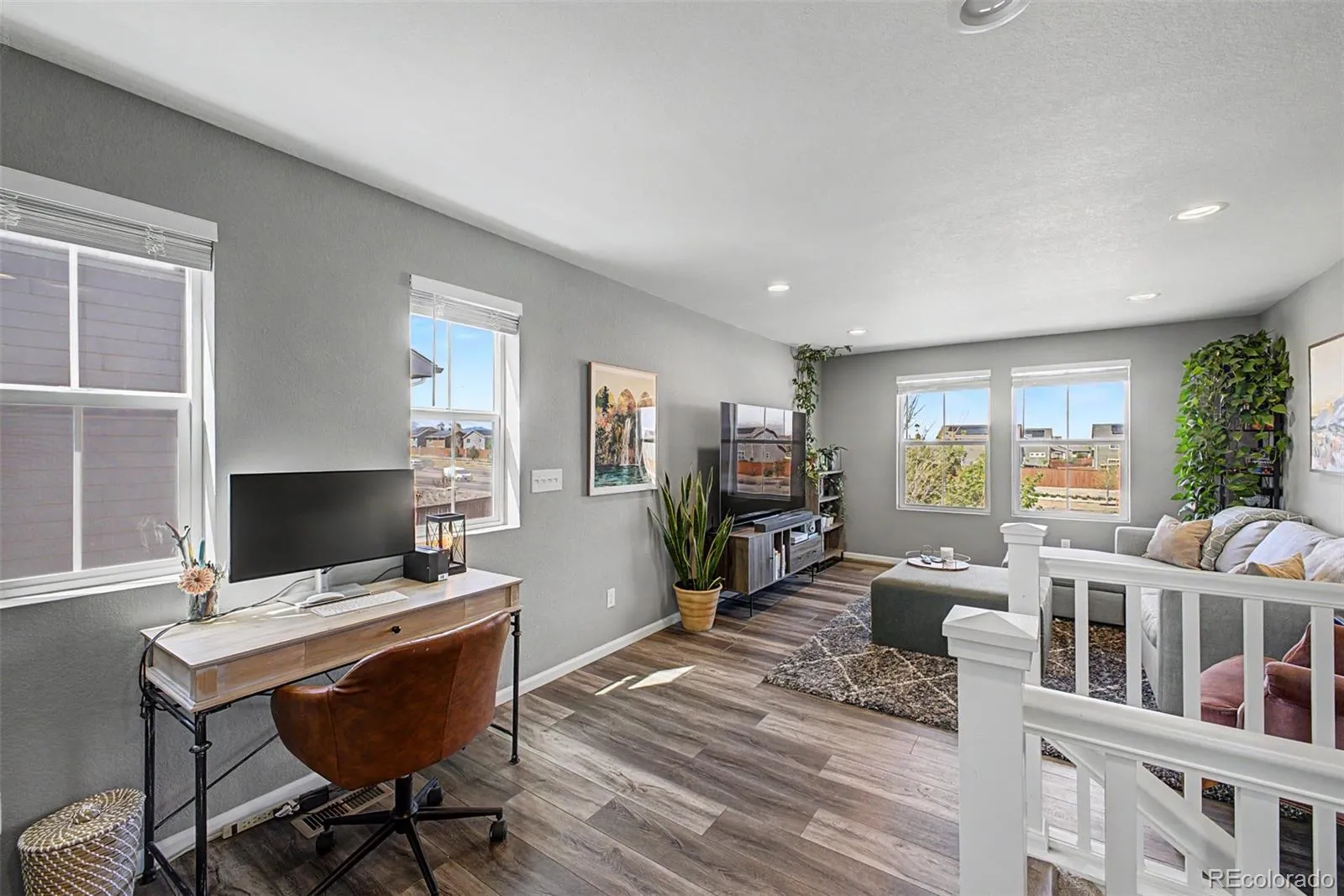 04172026220703 1600 33