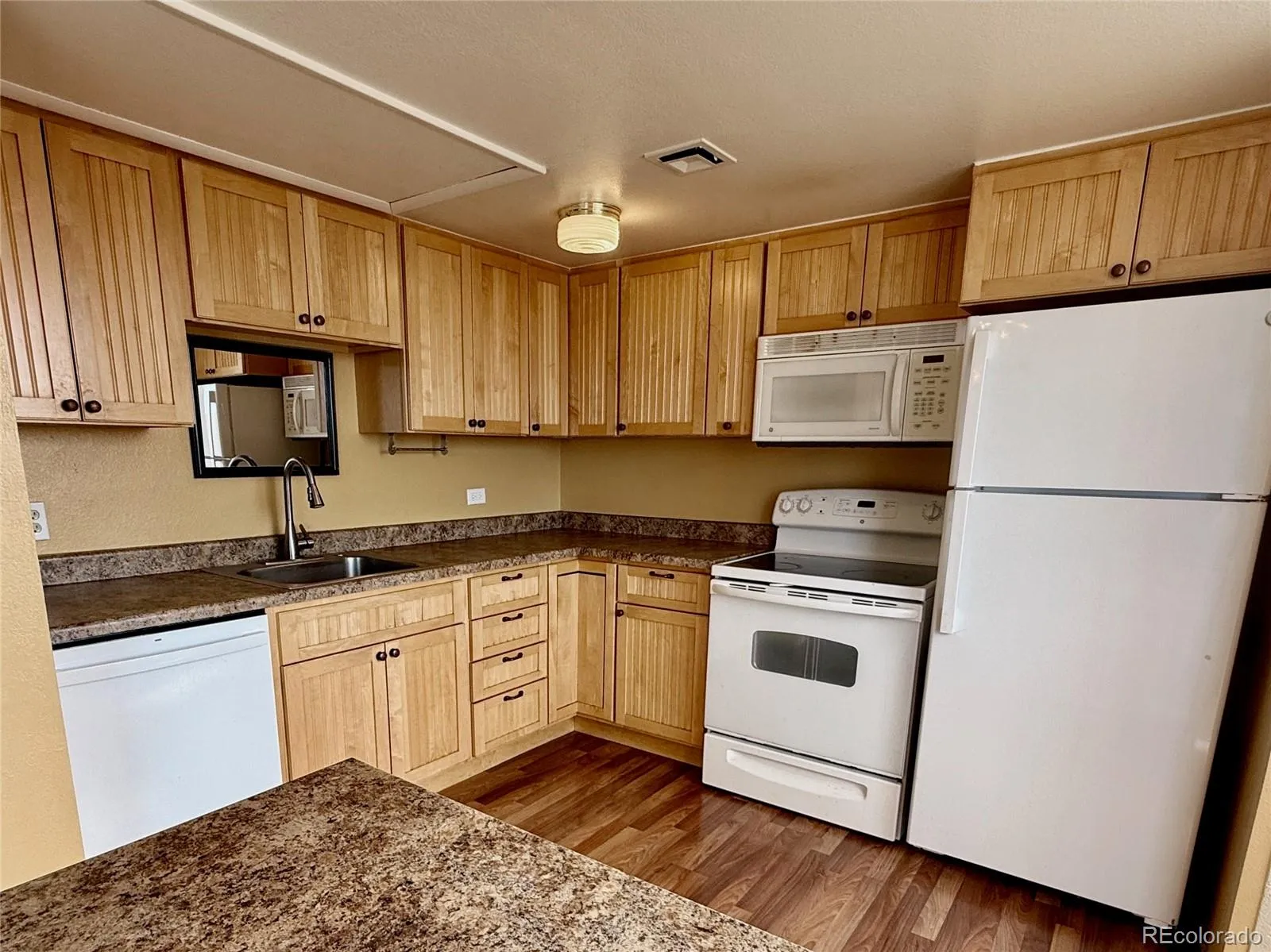 1888 S Jackson Street #607 Denver CO 80210 MLS #REC6192475 04152026175931 1600 8