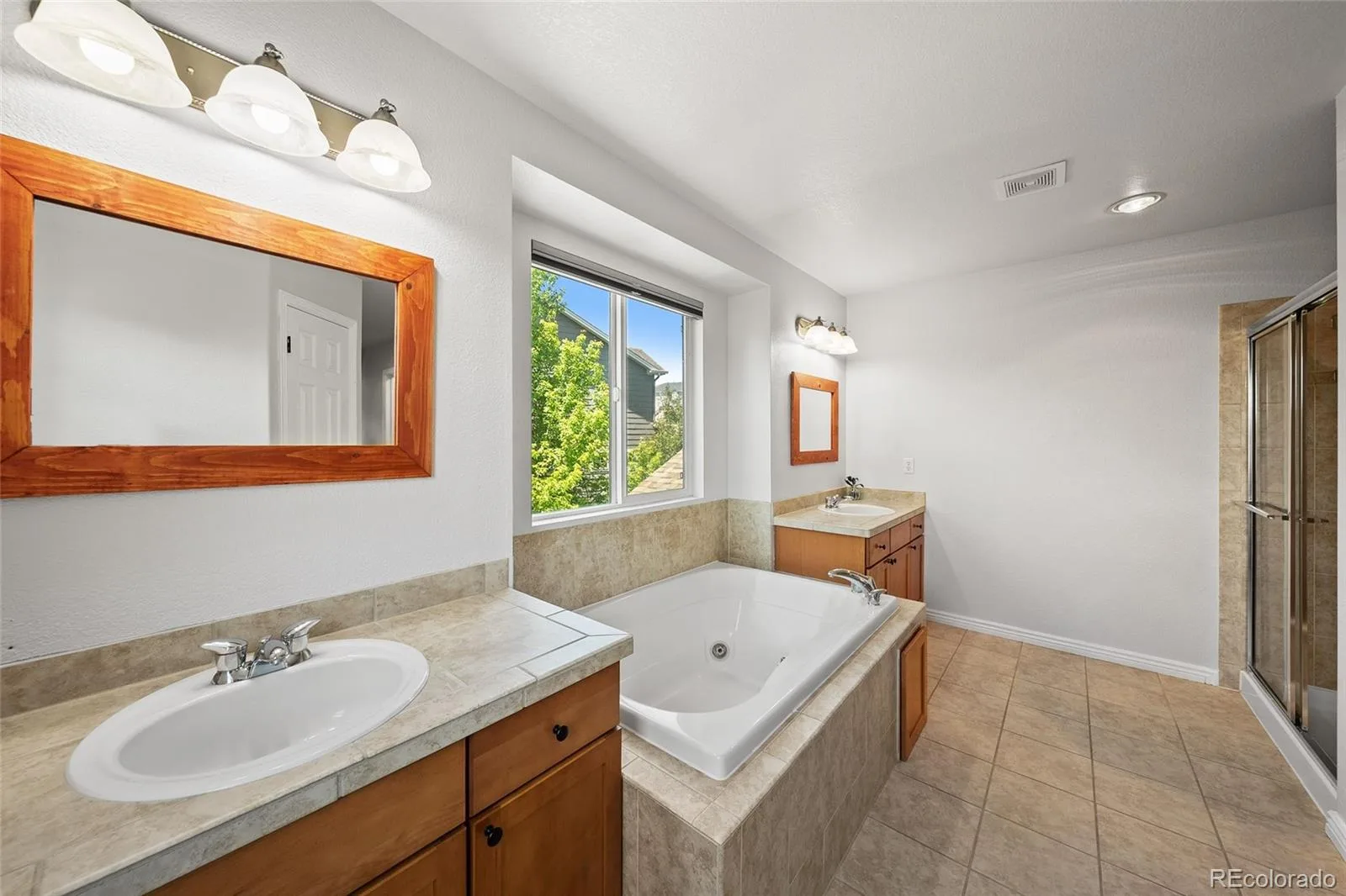 4047 Deer Valley Drive Castle Rock CO 80104 | MLS #REC6193135 08172026204540 1600 21