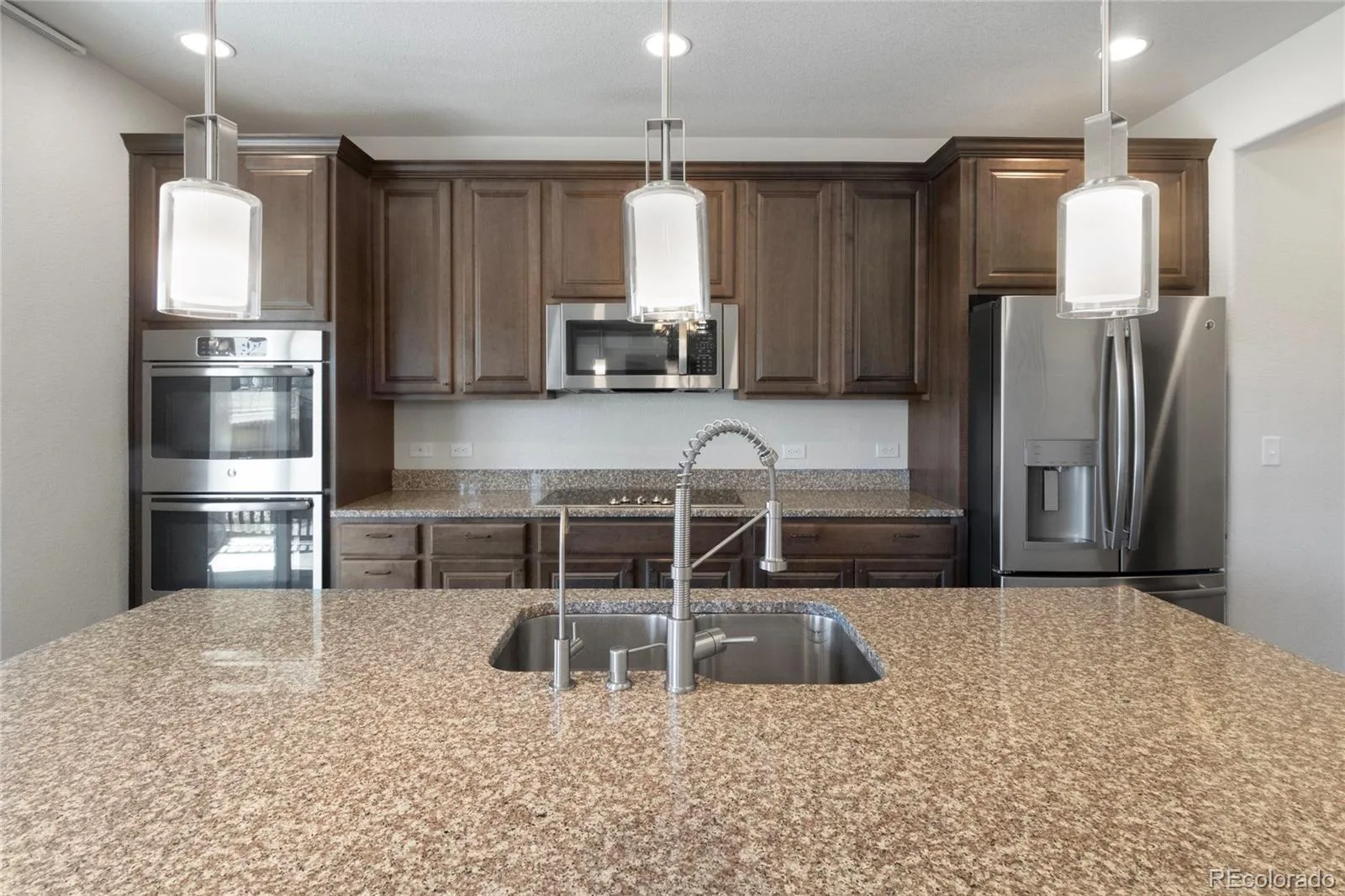 25380 E Aberdeen Drive Aurora CO 80016 MLS #REC6198340 06102026163441 1600 4
