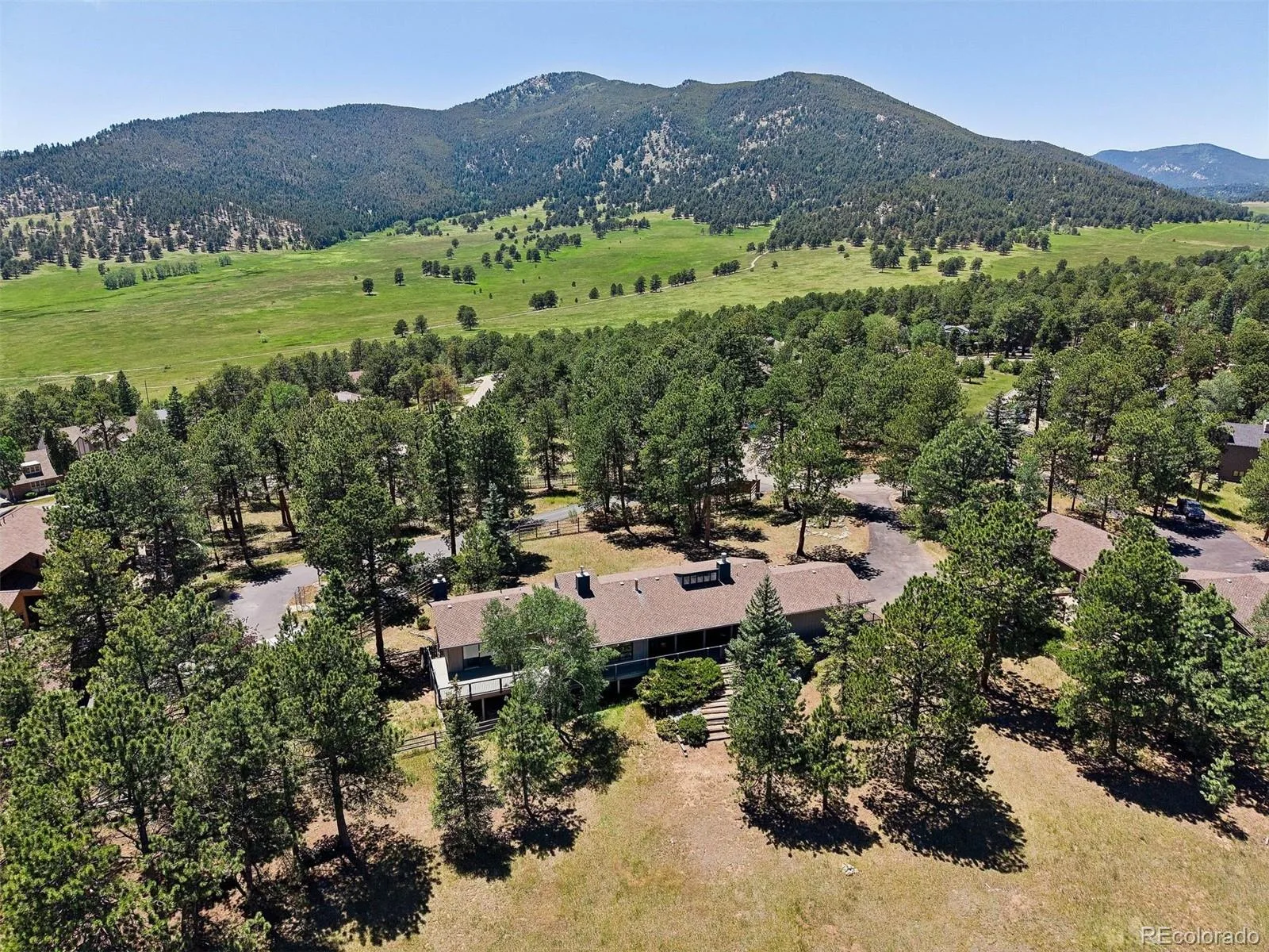 31347 Tamarisk Lane Evergreen CO 80439 | MLS #REC6199885 07012026184436 1600 4