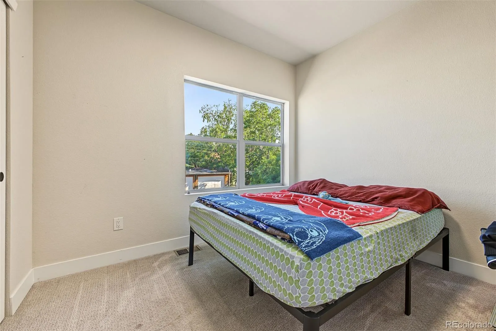 2652 Arapahoe Street Denver CO 80205 | MLS #REC6201337 09212026194230 1600 13