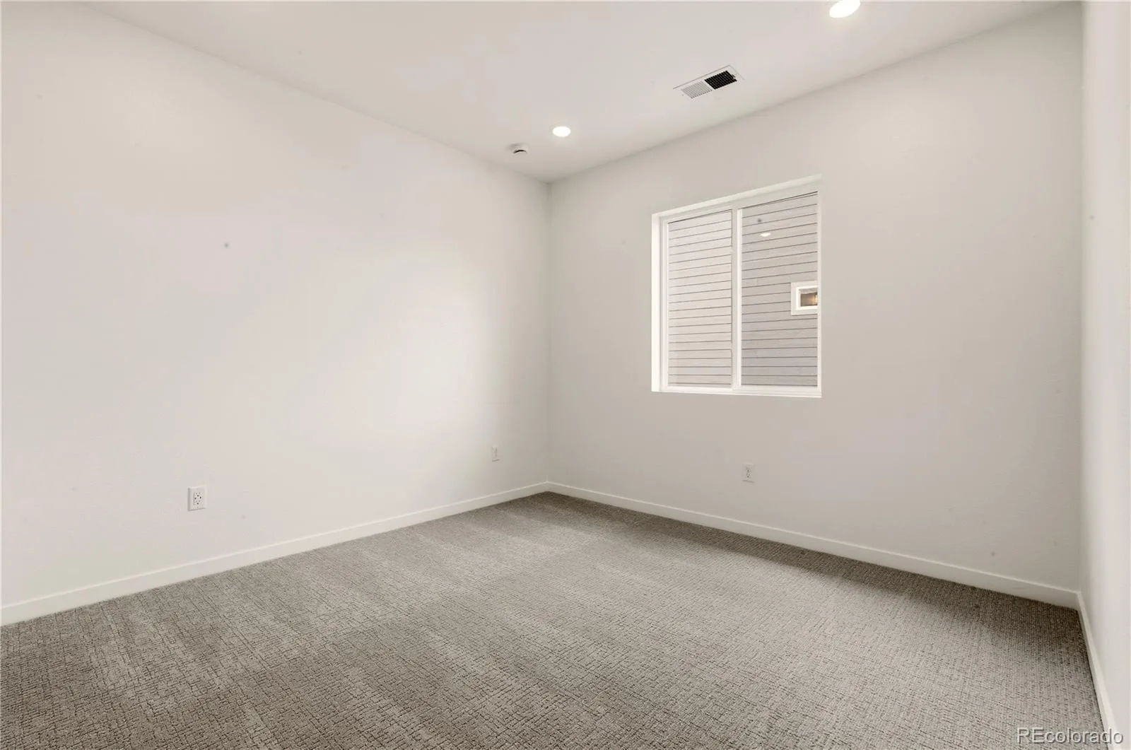 1252 Stillspring Lane Castle Pines CO 80108 MLS #REC6202247 06102026181006 1600 17