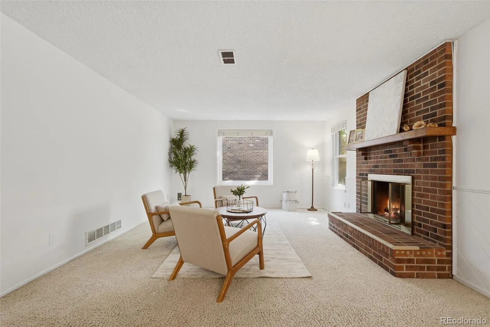 7543 S Ogden Way Centennial CO 80122 | MLS #REC6204218 10142026203553 1600 16