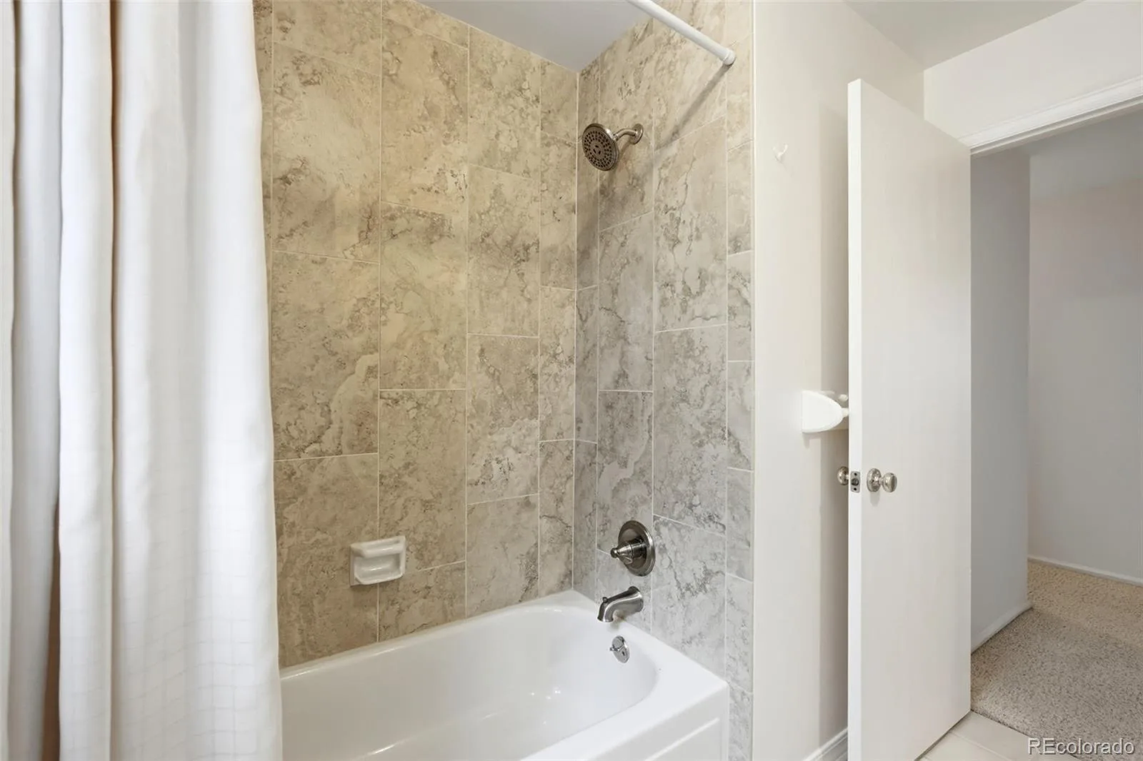 7543 S Ogden Way Centennial CO 80122 | MLS #REC6204218 10142026203553 1600 27