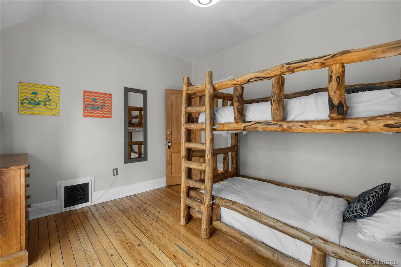 151 W 2nd Avenue Denver CO 80223 MLS #REC6204720 05212026145331 1600 29