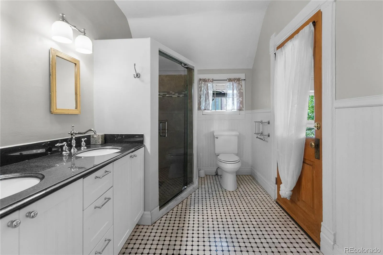 151 W 2nd Avenue Denver CO 80223 MLS #REC6204720 05212026145331 1600 34