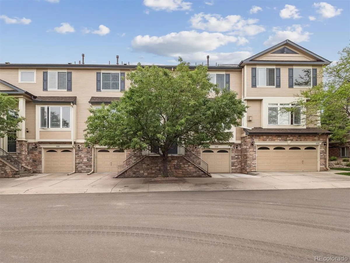 11338 W Radcliffe Drive Littleton CO 80127 | MLS #REC6205428 07302026211451 1200 34