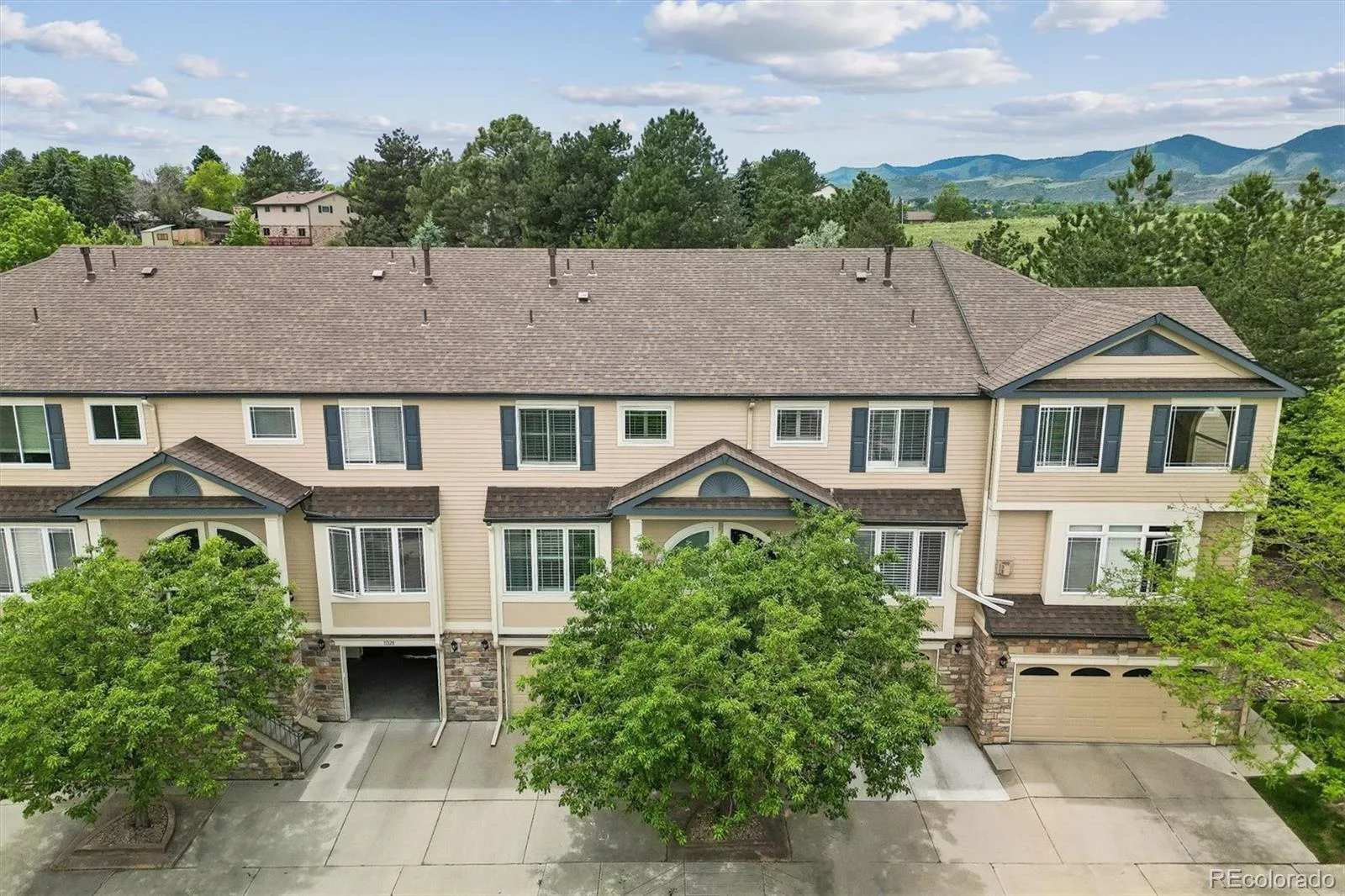 11338 W Radcliffe Drive Littleton CO 80127 | MLS #REC6205428 07302026211451 1600 31