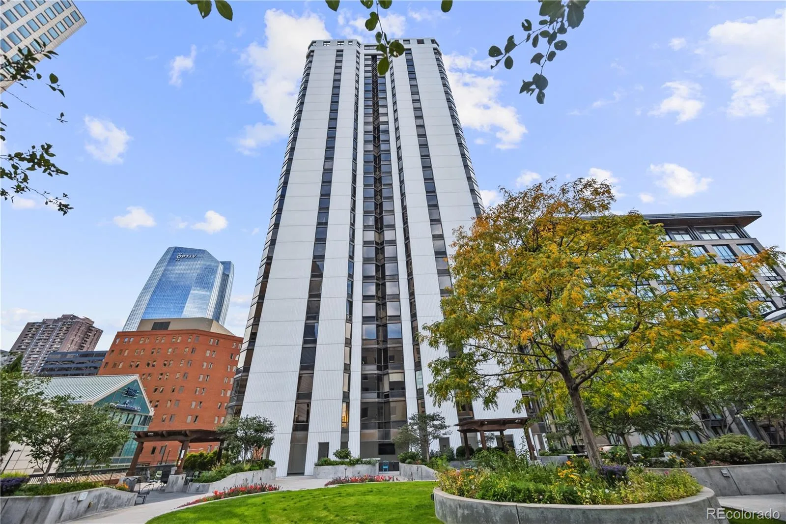 1625 Larimer Street #1007 Denver CO 80202 | MLS #REC6206416 10082026192129 1600 24