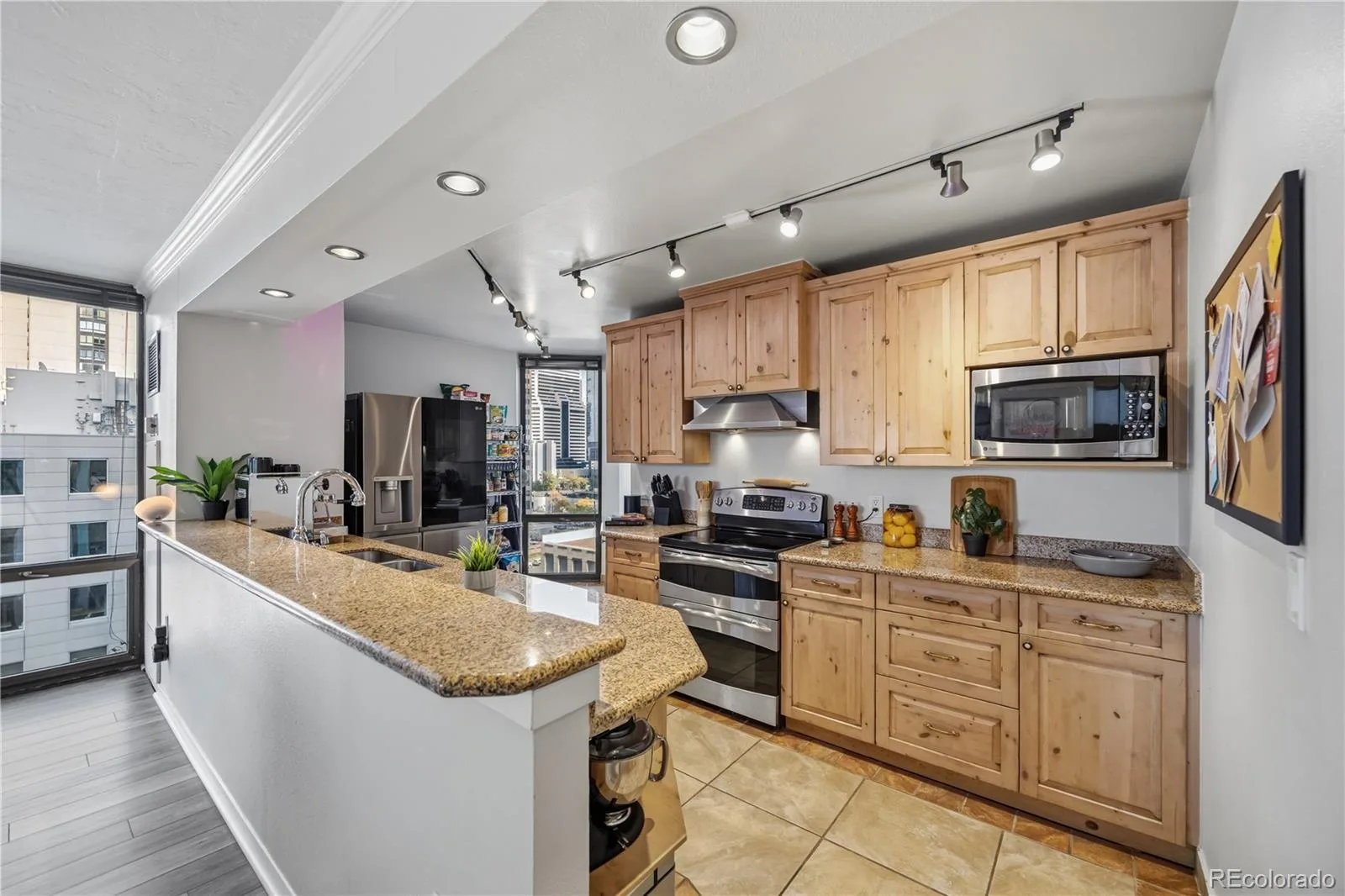 1625 Larimer Street #1007 Denver CO 80202 | MLS #REC6206416 10082026192129 1600 7
