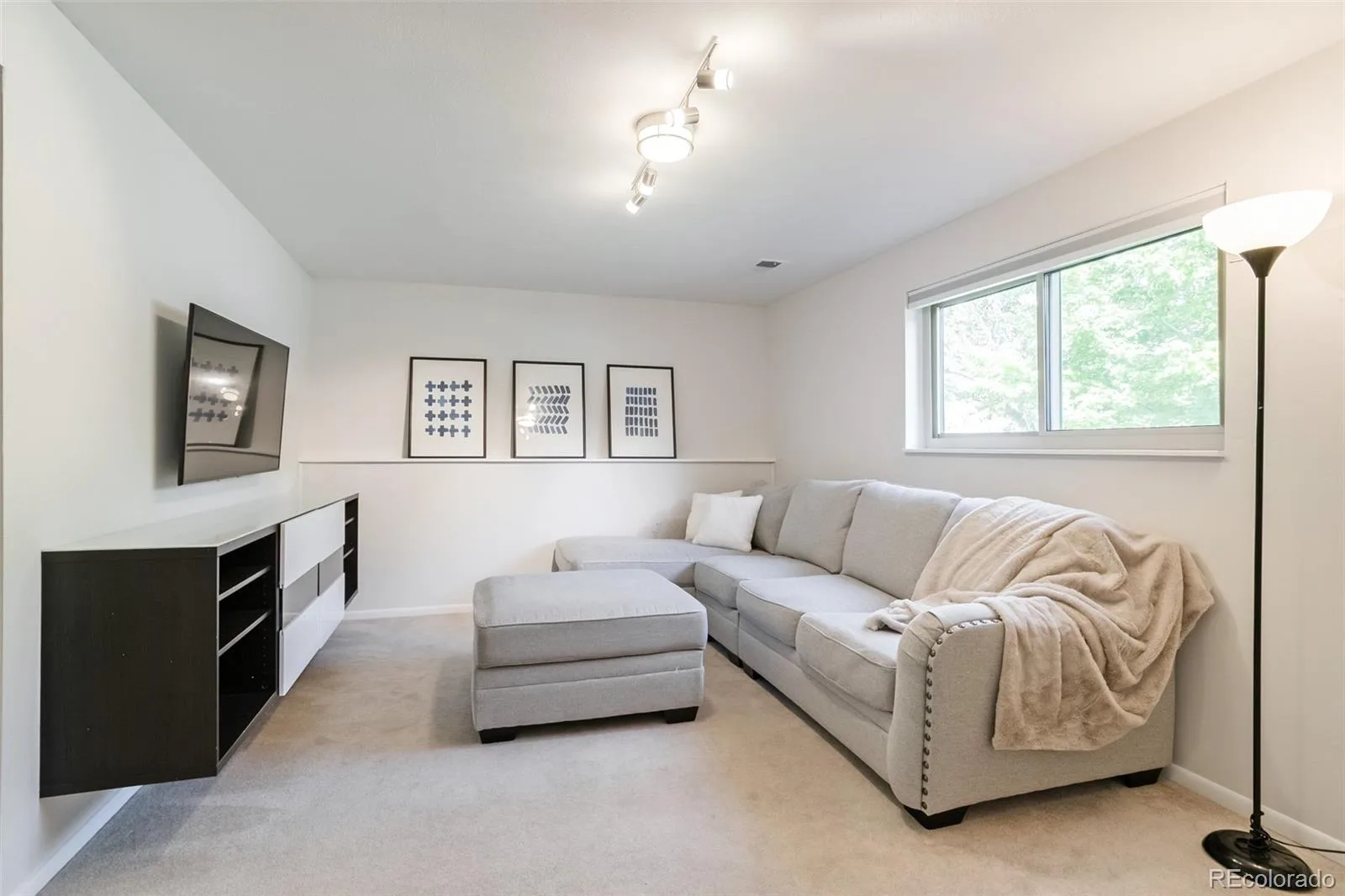6595 S Cherry Way Centennial CO 80121 MLS #REC6208224 07092026164624 1600 14