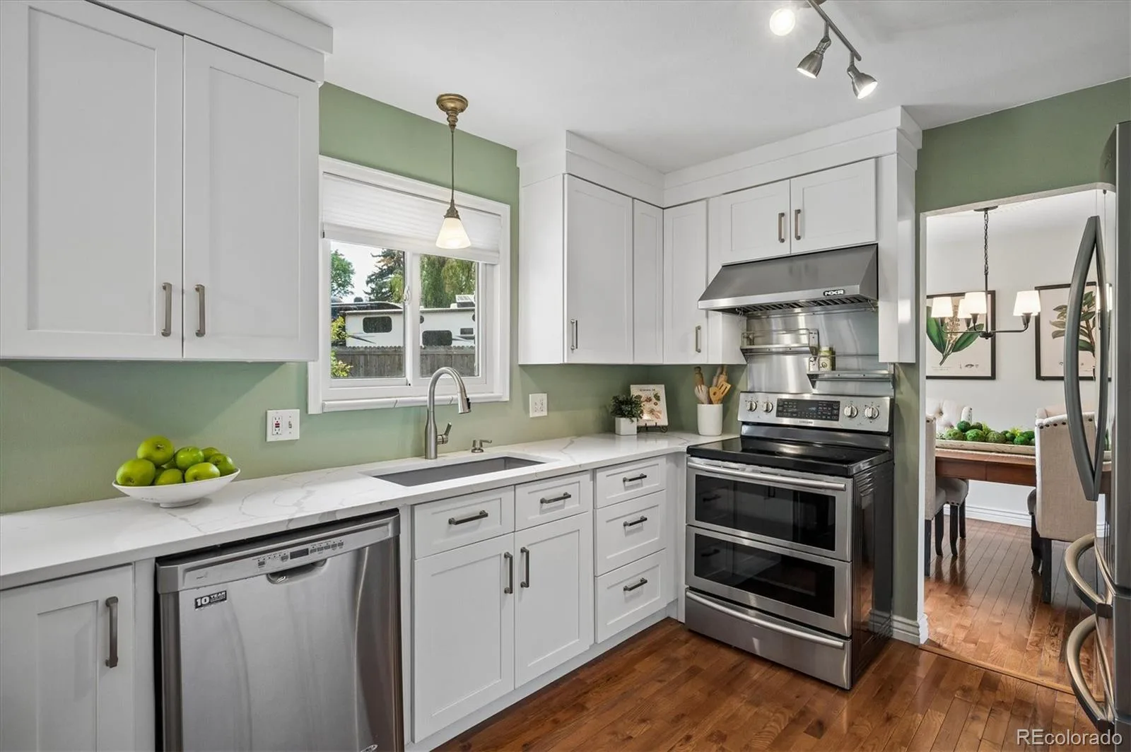 7904 S Newland Court Littleton CO 80128 | MLS #REC6209168 08142026233932 1600 11
