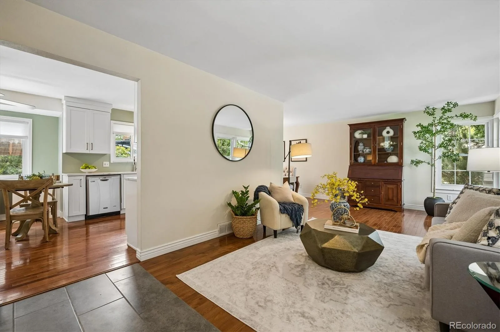 7904 S Newland Court Littleton CO 80128 | MLS #REC6209168 08142026233932 1600 4