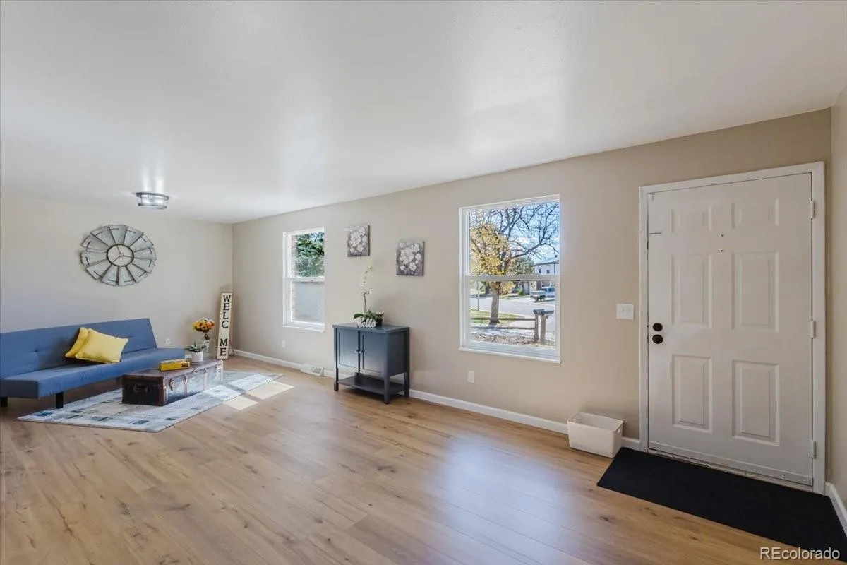 4767 S Olathe Street Aurora CO 80015 MLS #REC6209679 04242026212126 1200 1