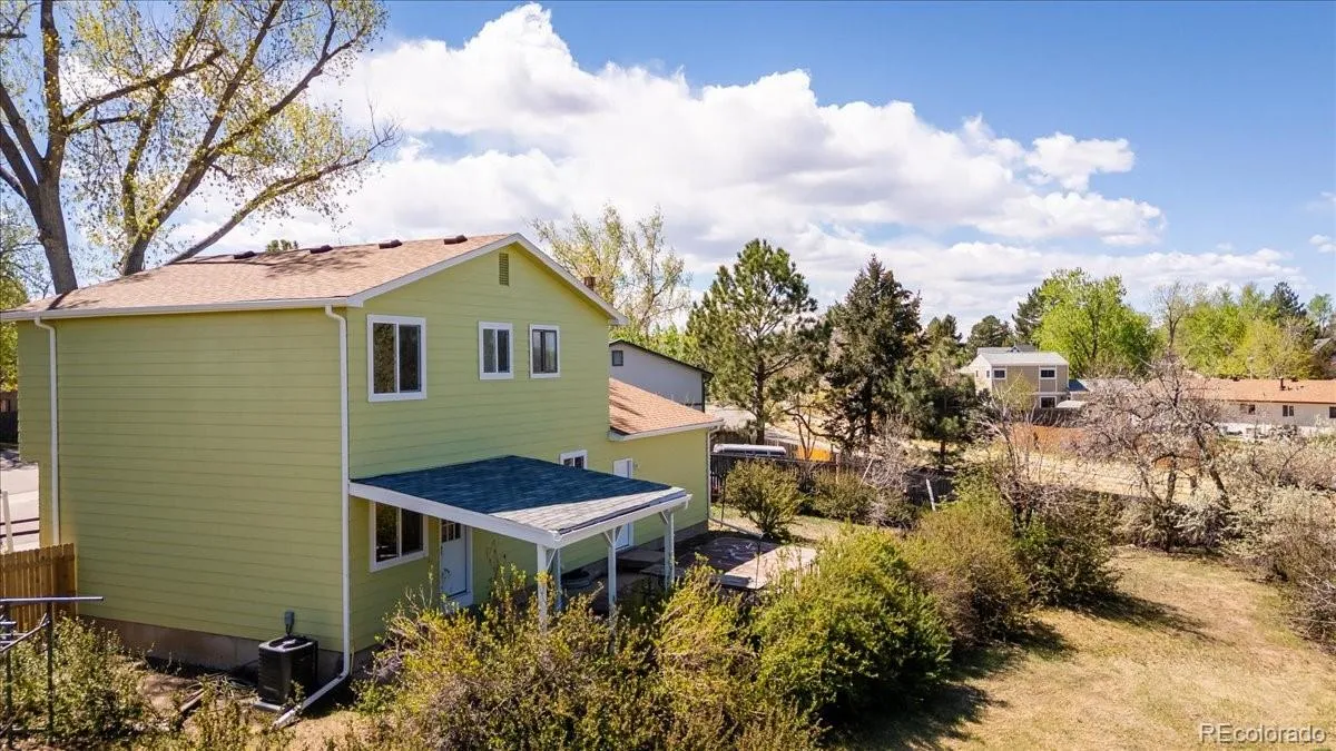 4767 S Olathe Street Aurora CO 80015 MLS #REC6209679 04242026212126 1200 34