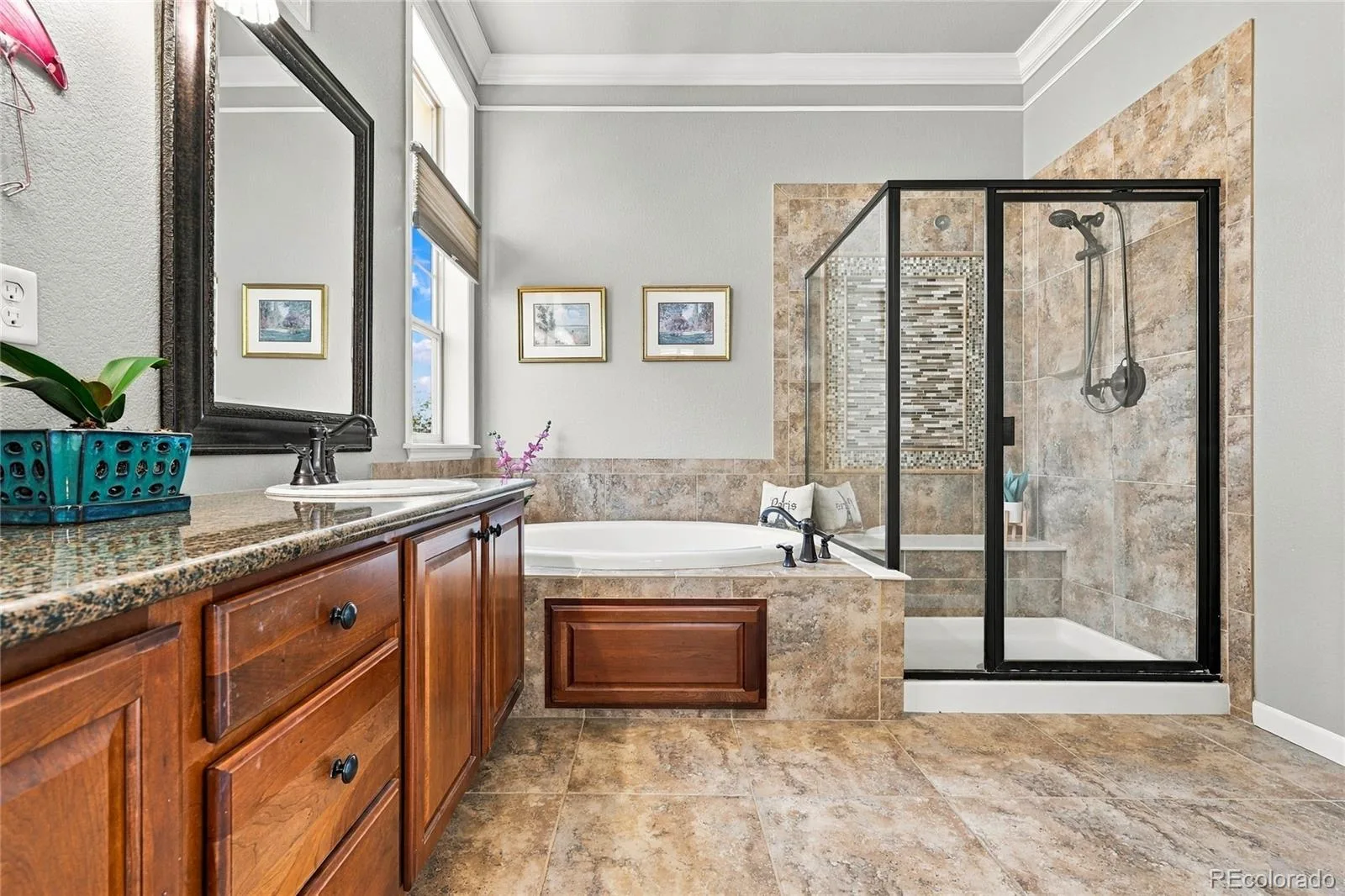 7660 S Blackstone Parkway Aurora CO 80016 | MLS #REC6211030 10162026231931 1600 16