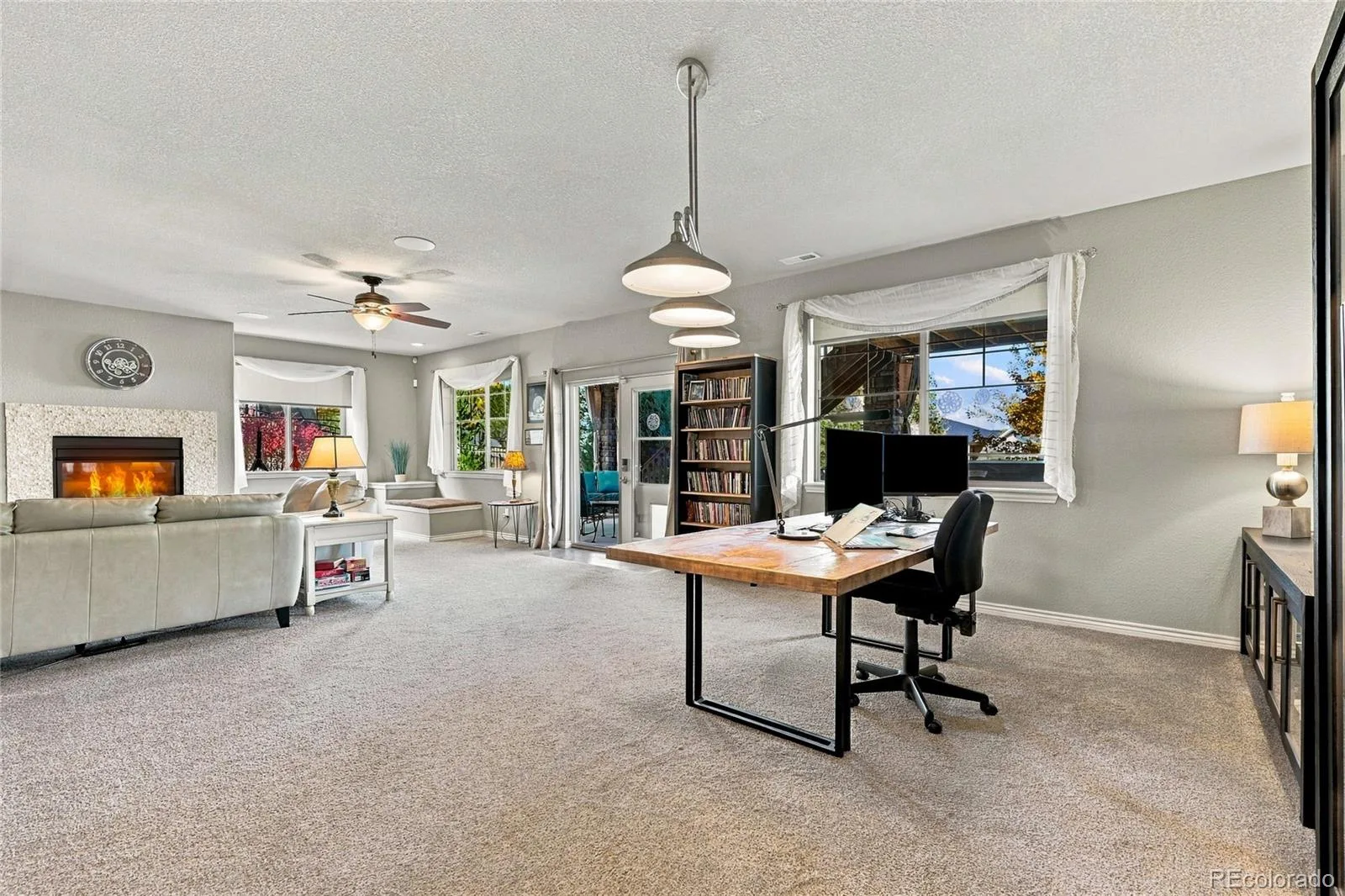 7660 S Blackstone Parkway Aurora CO 80016 | MLS #REC6211030 10162026231931 1600 29