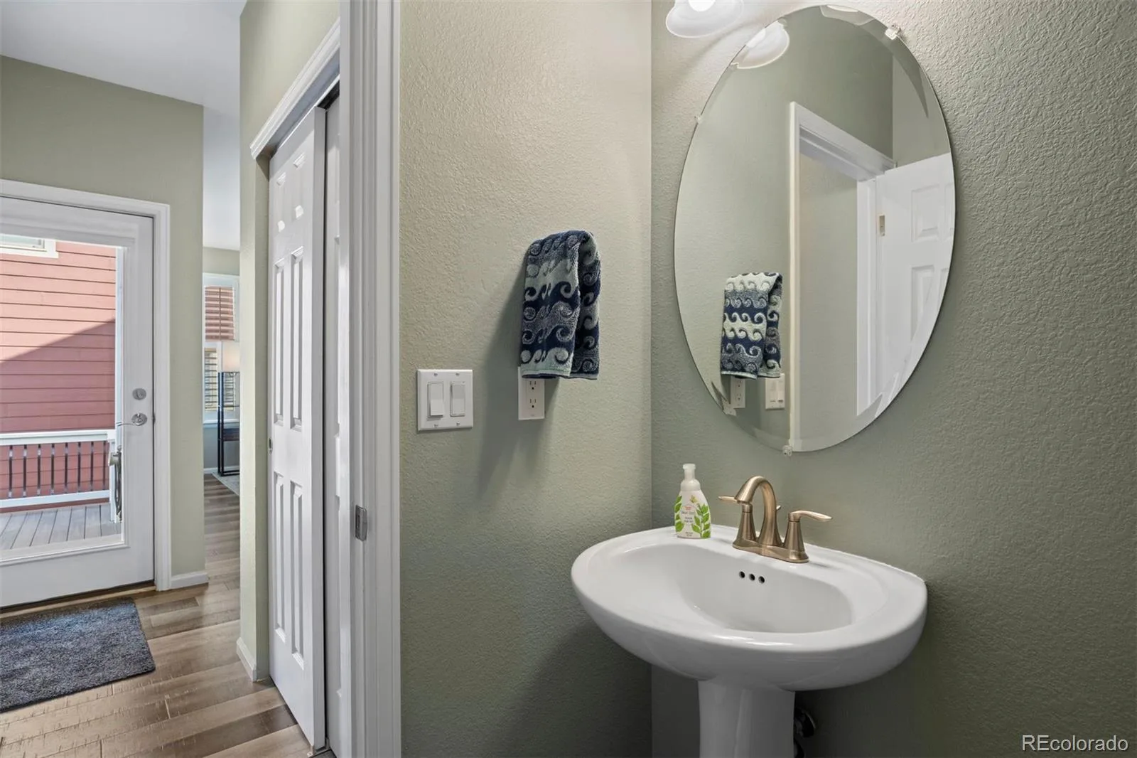 21827 E Tallkid Avenue Parker CO 80138 | MLS #REC6213682 08132026114509 1600 7