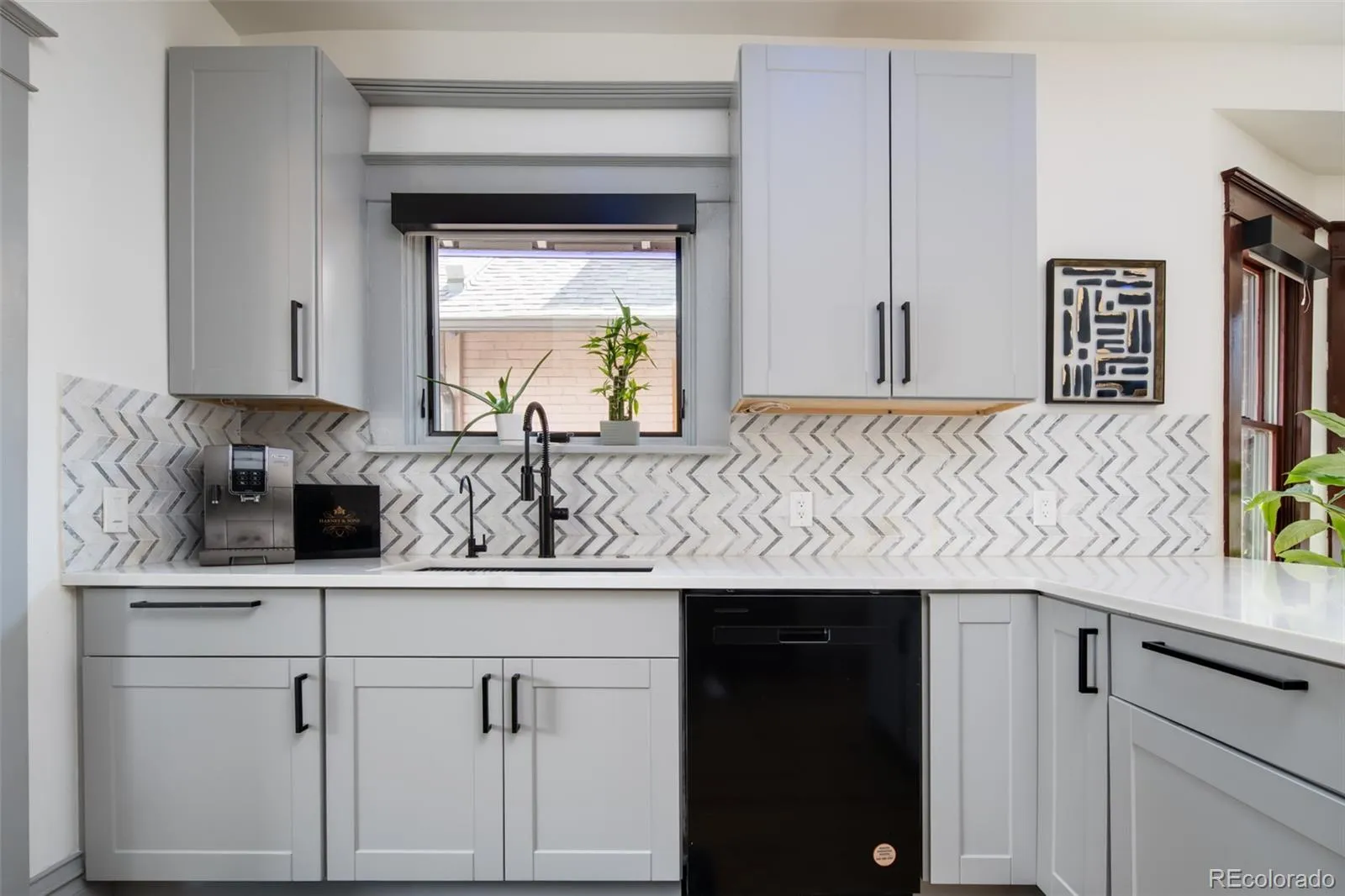 04162026212125 1600 13