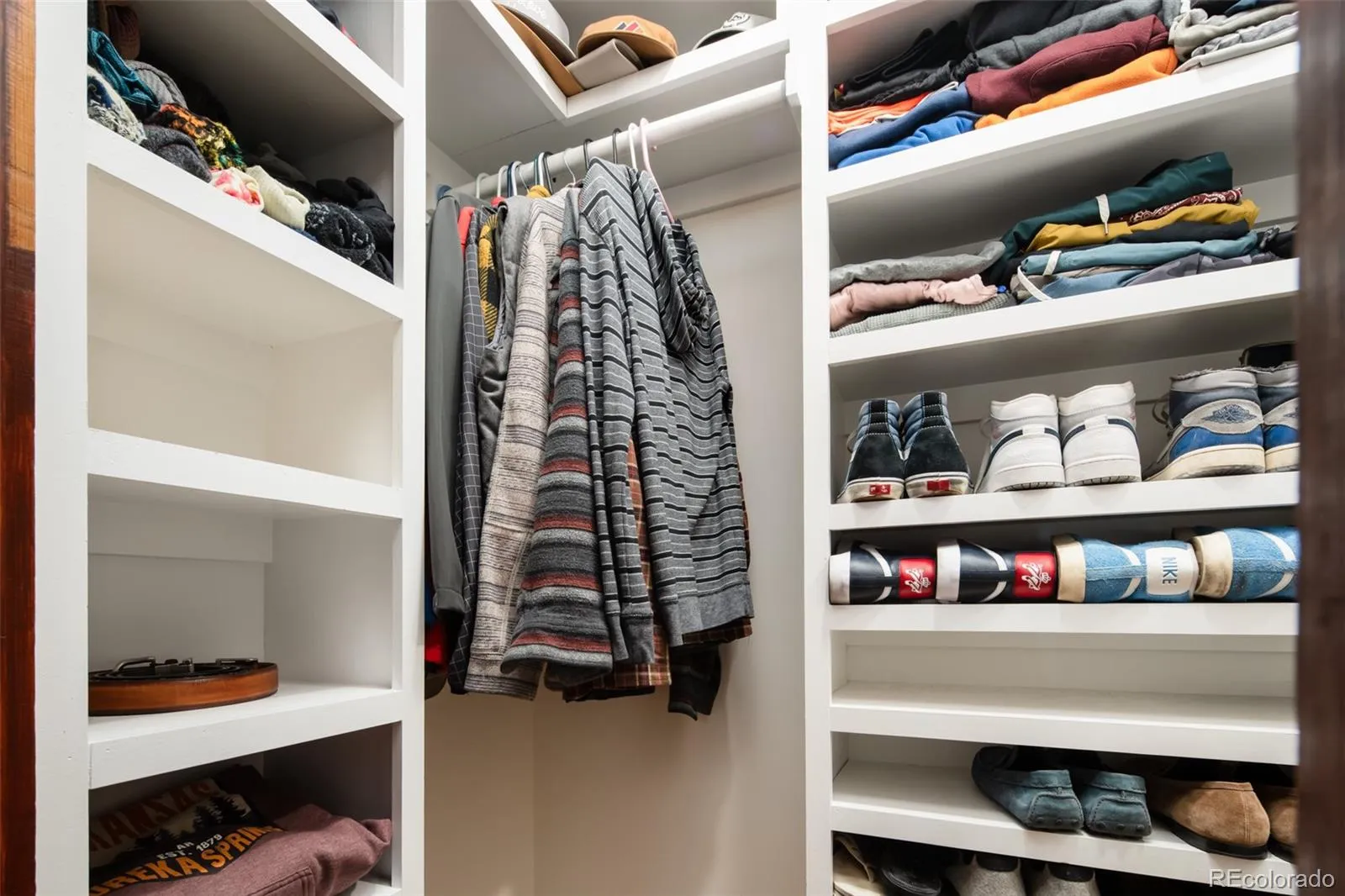 04162026212125 1600 18